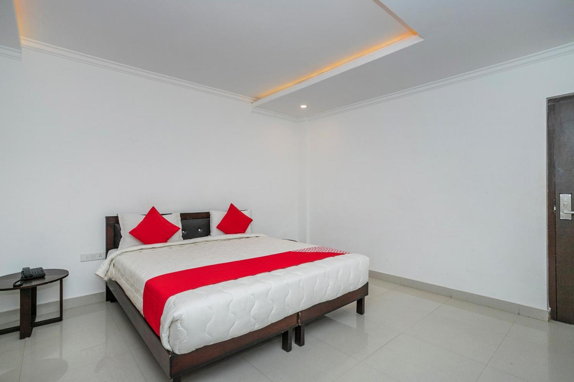 Collection O Cosmopolitan Hotel Devanahalli Luaran gambar
