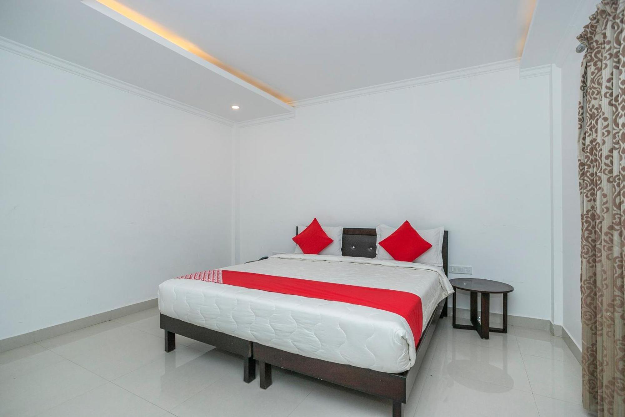 Collection O Cosmopolitan Hotel Devanahalli Luaran gambar